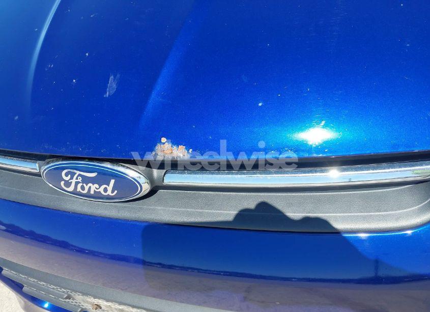 Photo 6 of 2016 Ford Escape SE (VIN 1FMCU9GX1GUB28870)