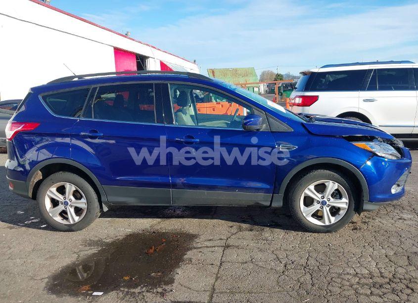 Photo 13 of 2016 Ford Escape SE (VIN 1FMCU9GX1GUB39948)