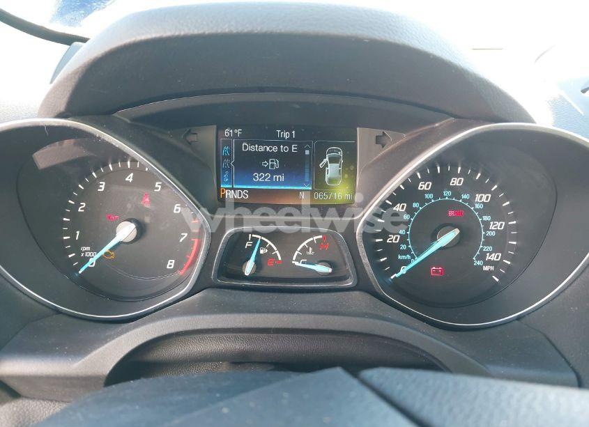 Photo 7 of 2016 Ford Escape SE (VIN 1FMCU9GX1GUB39948)