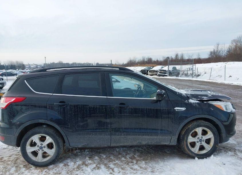 Photo 13 of 2016 Ford Escape SE (VIN 1FMCU9GX1GUB40906)