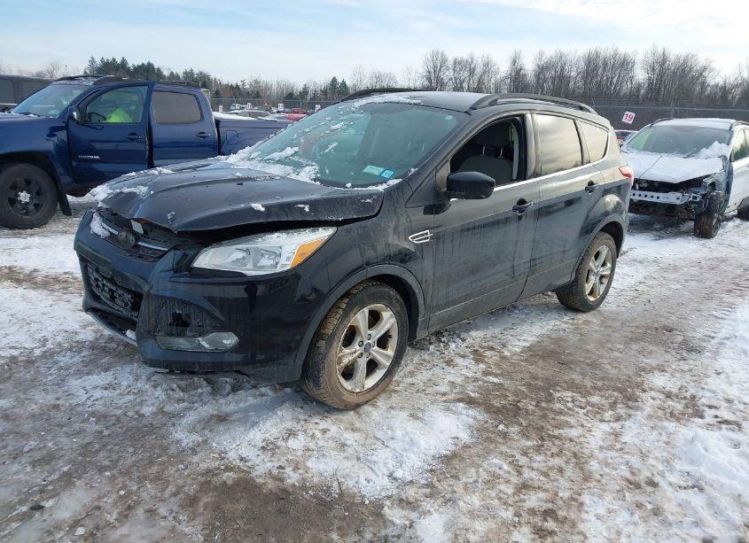 Photo 2 of 2016 Ford Escape SE (VIN 1FMCU9GX1GUB40906)
