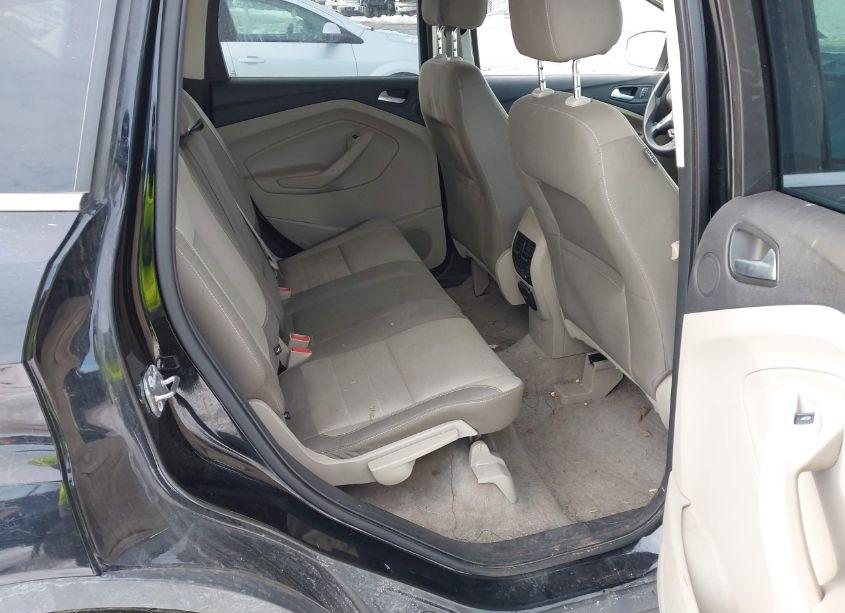 Photo 8 of 2016 Ford Escape SE (VIN 1FMCU9GX1GUB40906)