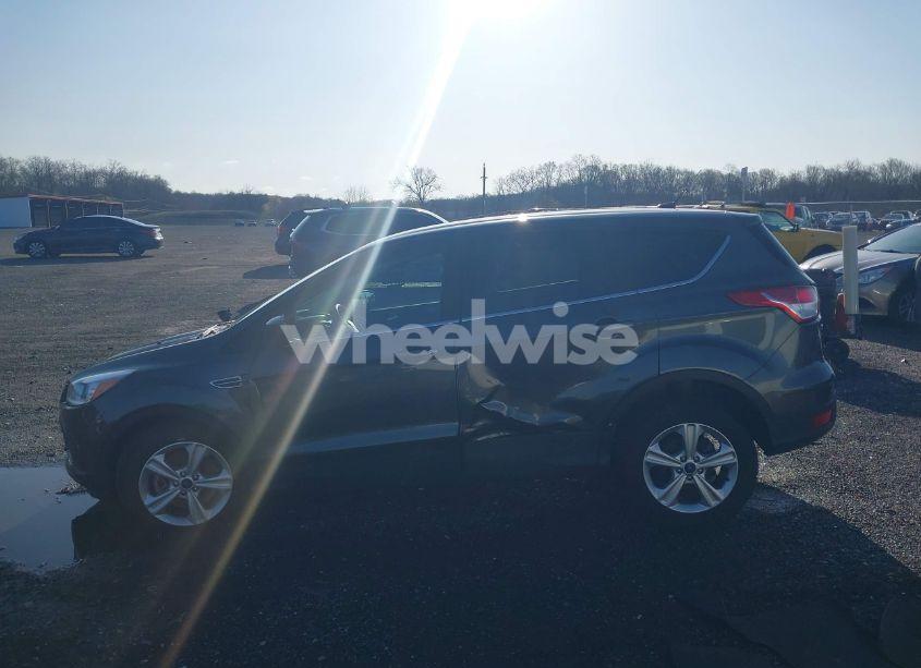 Photo 14 of 2016 Ford Escape SE (VIN 1FMCU9GX1GUB67636)