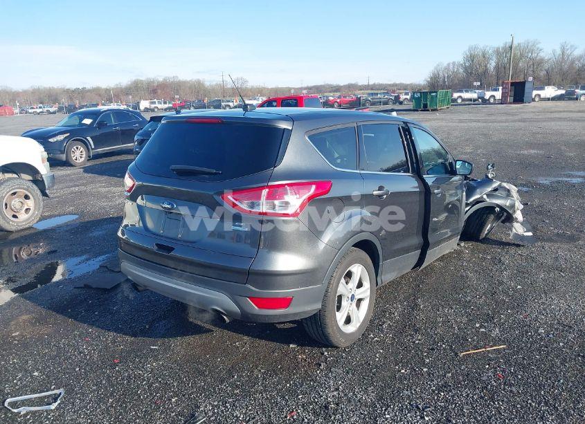 Photo 4 of 2016 Ford Escape SE (VIN 1FMCU9GX1GUB67636)
