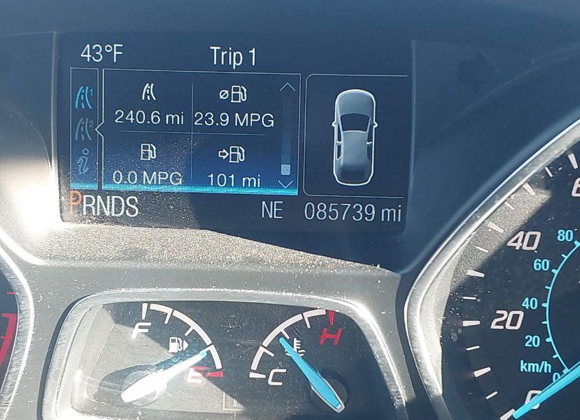 Photo 15 of 2016 Ford Escape SE (VIN 1FMCU9GX1GUB92858)