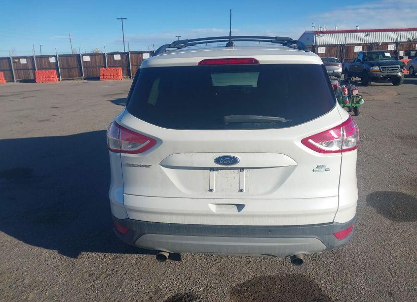 Photo 16 of 2016 Ford Escape SE (VIN 1FMCU9GX1GUB92858)