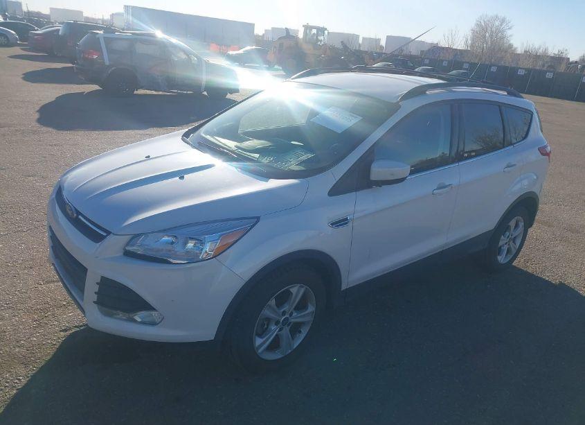 Photo 2 of 2016 Ford Escape SE (VIN 1FMCU9GX1GUB92858)