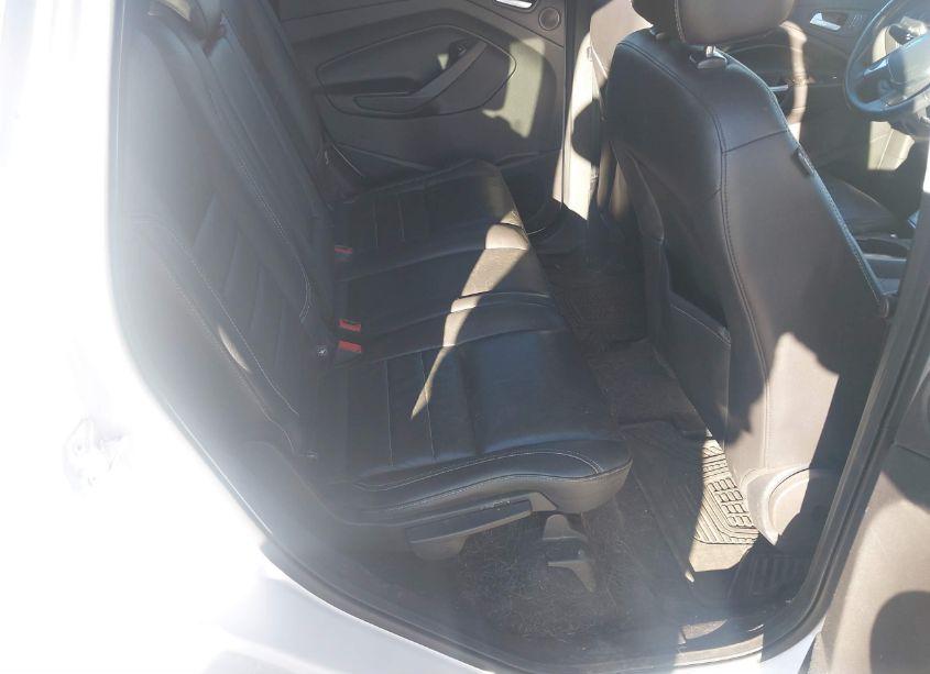 Photo 8 of 2016 Ford Escape SE (VIN 1FMCU9GX1GUB92858)