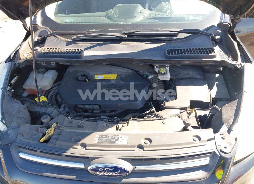 Photo 10 of 2016 Ford Escape SE (VIN 1FMCU9GX1GUC07679)