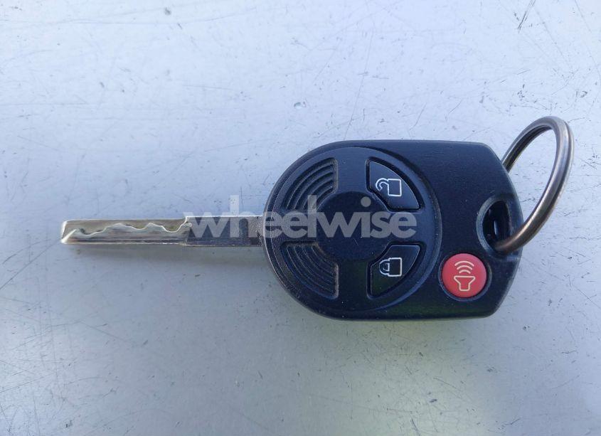 Photo 11 of 2016 Ford Escape SE (VIN 1FMCU9GX1GUC07679)