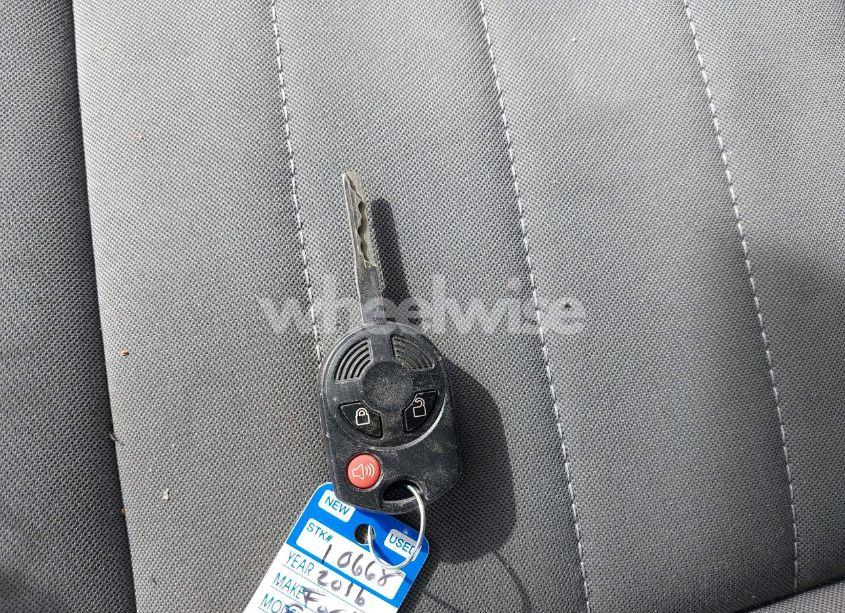 Photo 11 of 2016 Ford Escape SE (VIN 1FMCU9GX1GUC18116)