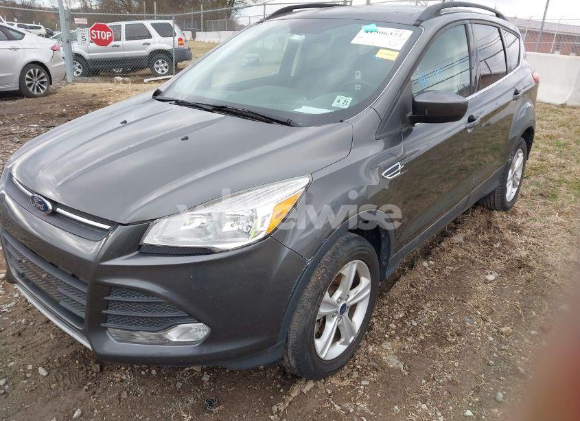 Photo 2 of 2016 Ford Escape SE (VIN 1FMCU9GX1GUC72306)