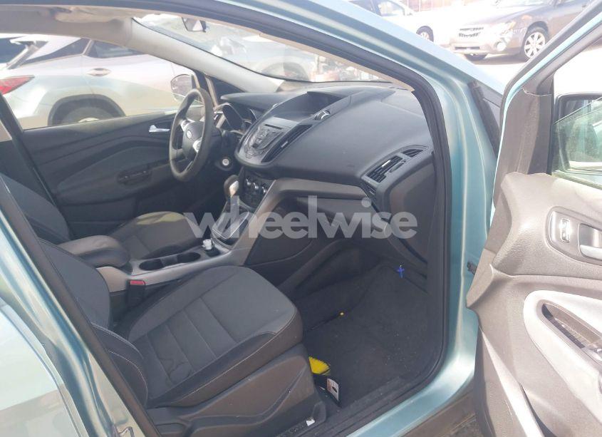 Photo 5 of 2013 Ford Escape SE (VIN 1FMCU9GX2DUA34072)