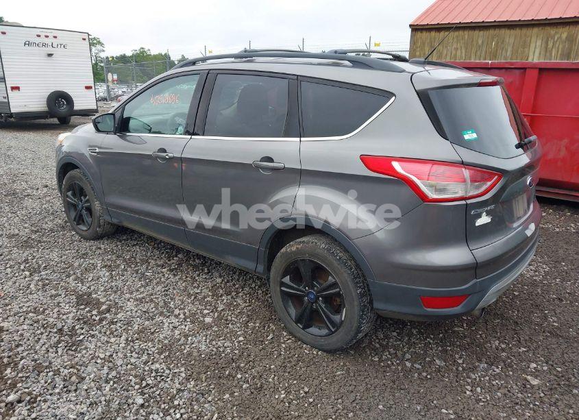 Photo 3 of 2013 Ford Escape SE (VIN 1FMCU9GX2DUA85071)