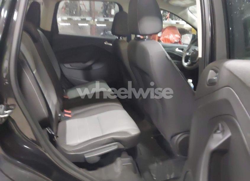 Photo 8 of 2013 Ford Escape SE (VIN 1FMCU9GX2DUB62604)