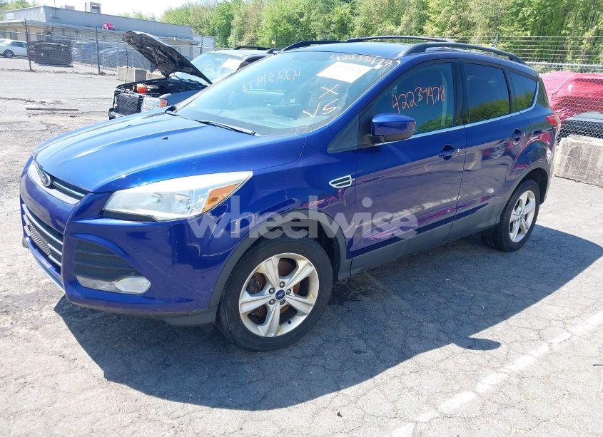 Photo 2 of 2013 Ford Escape SE (VIN 1FMCU9GX2DUB89107)