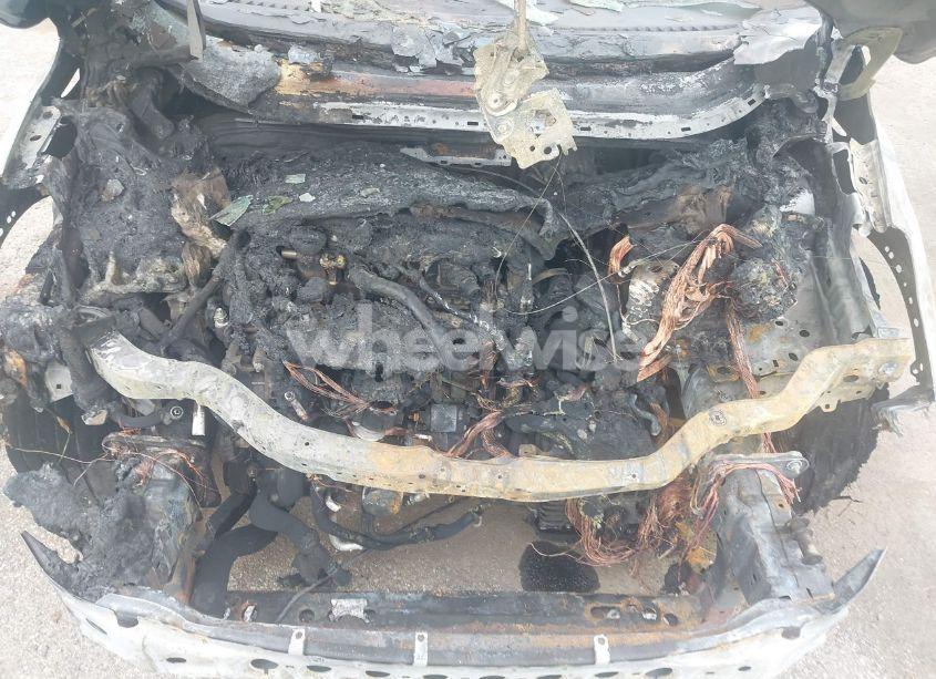 Photo 10 of 2013 Ford Escape SE (VIN 1FMCU9GX2DUB97742)