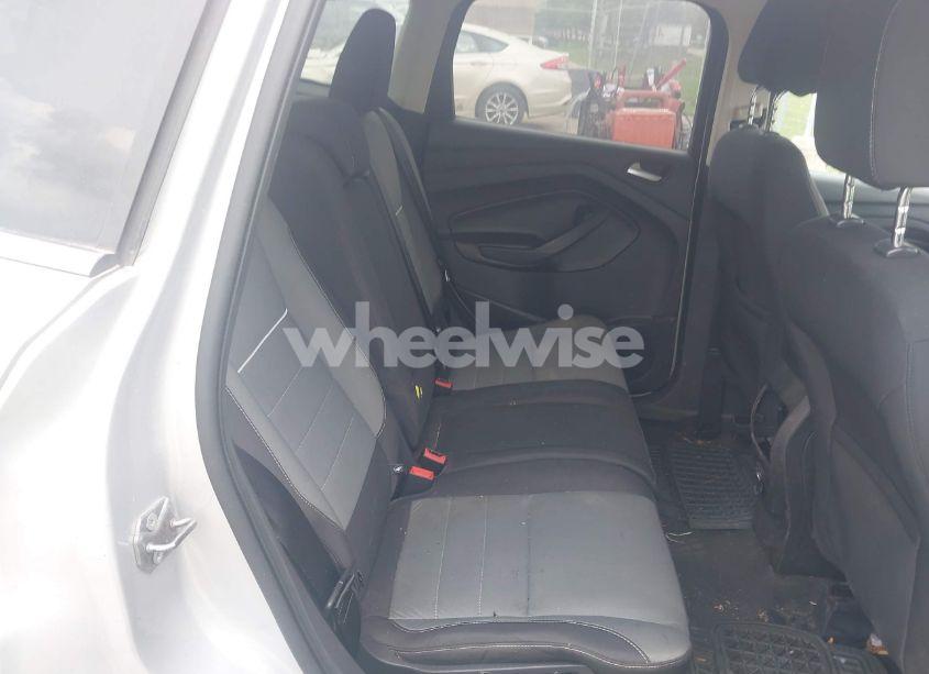 Photo 8 of 2013 Ford Escape SE (VIN 1FMCU9GX2DUB97742)