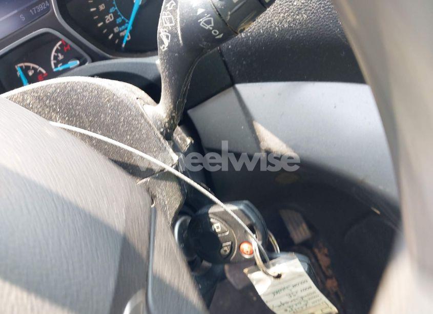 Photo 11 of 2013 Ford Escape SE (VIN 1FMCU9GX2DUC08450)