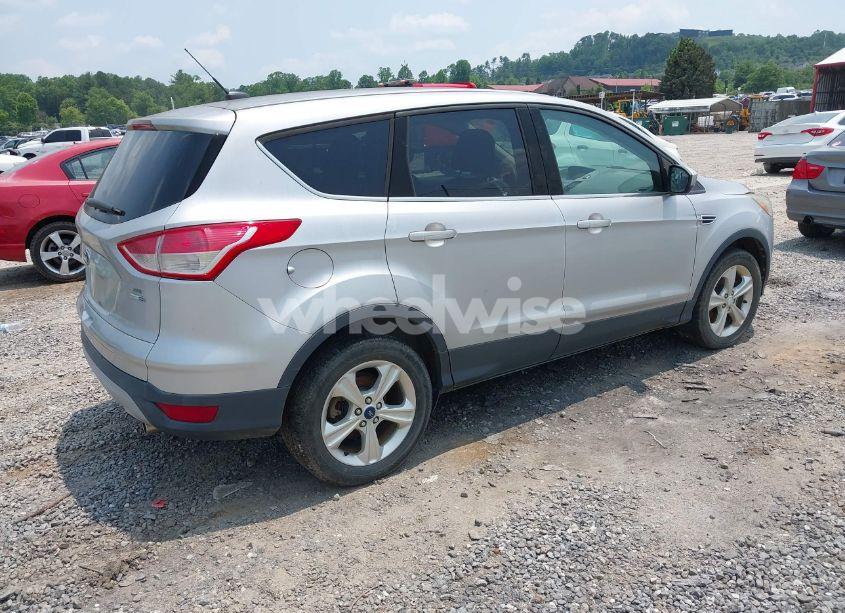 Photo 4 of 2013 Ford Escape SE (VIN 1FMCU9GX2DUC08450)