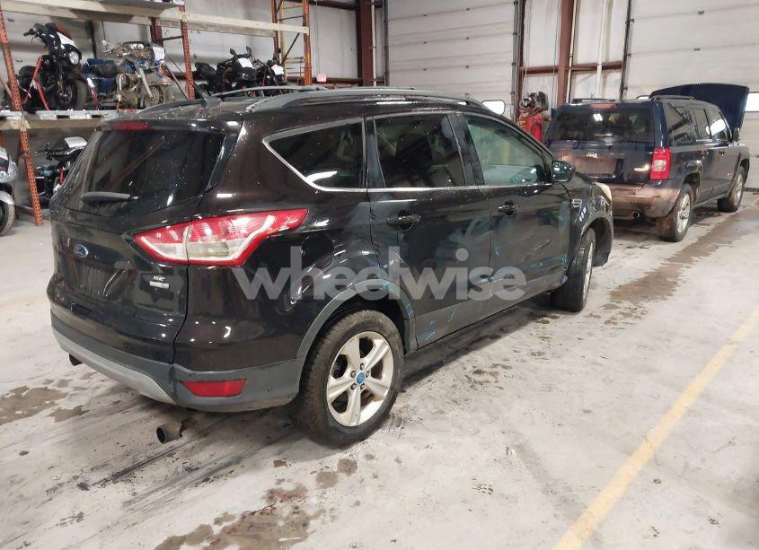 Photo 4 of 2013 Ford Escape SE (VIN 1FMCU9GX2DUC28097)