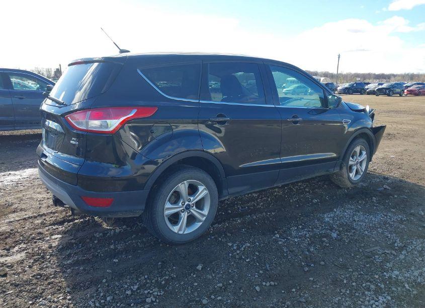 Photo 4 of 2013 Ford Escape SE (VIN 1FMCU9GX2DUC87859)