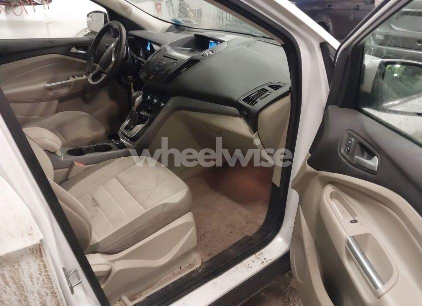 Photo 5 of 2013 Ford Escape SE (VIN 1FMCU9GX2DUD72362)