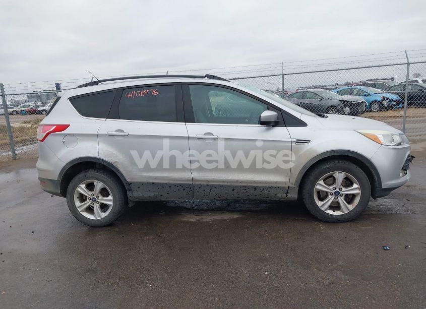 Photo 13 of 2014 Ford Escape SE (VIN 1FMCU9GX2EUA53089)