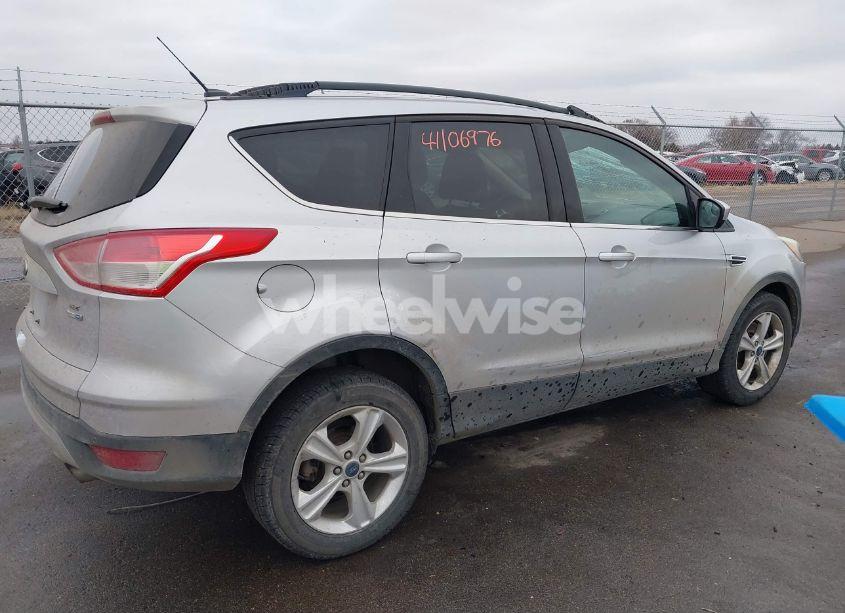 Photo 4 of 2014 Ford Escape SE (VIN 1FMCU9GX2EUA53089)