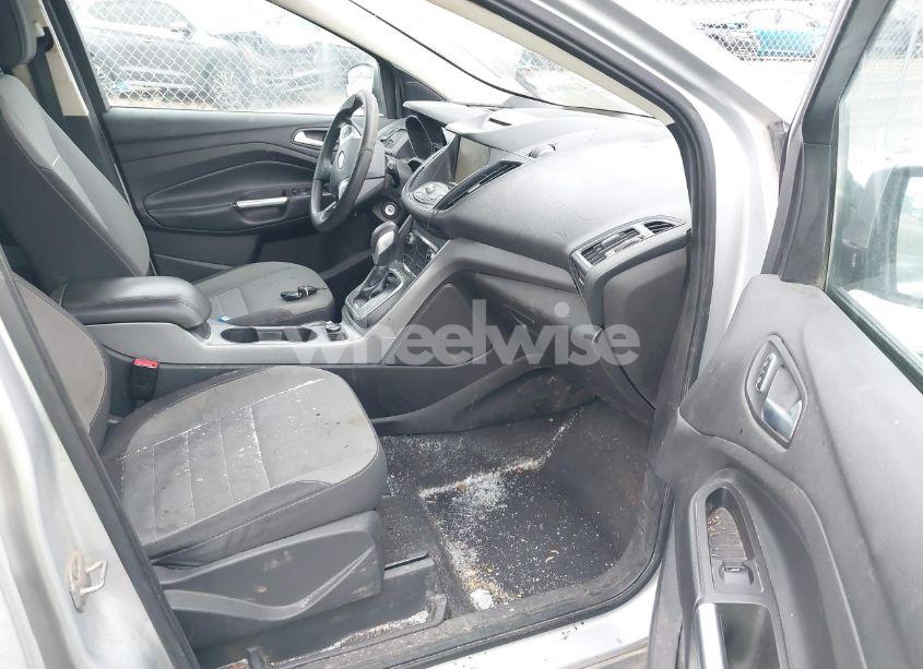 Photo 5 of 2014 Ford Escape SE (VIN 1FMCU9GX2EUA53089)