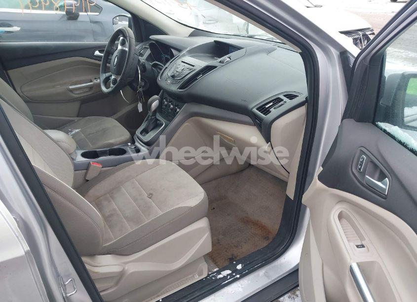 Photo 5 of 2014 Ford Escape SE (VIN 1FMCU9GX2EUA54159)