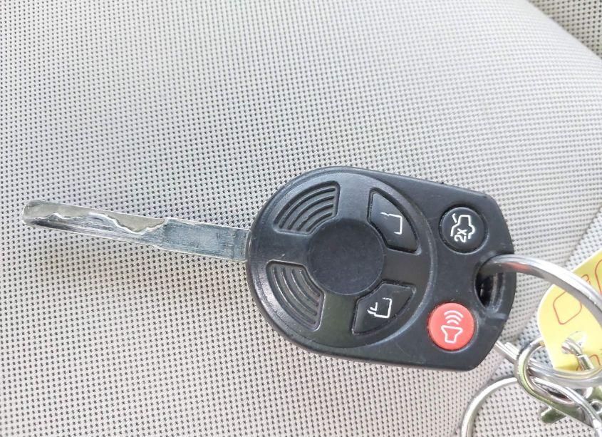 Photo 11 of 2014 Ford Escape SE (VIN 1FMCU9GX2EUA86237)