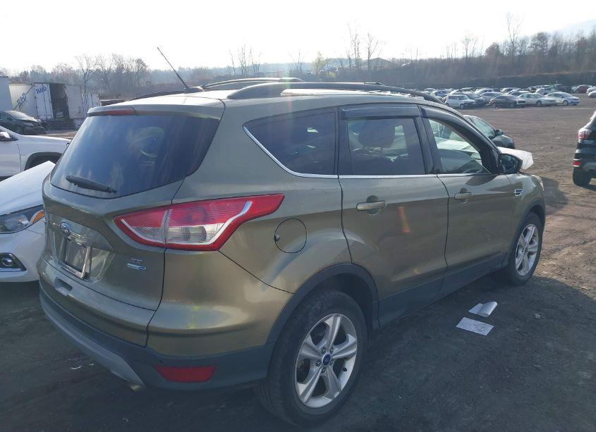 Photo 4 of 2014 Ford Escape SE (VIN 1FMCU9GX2EUA86237)