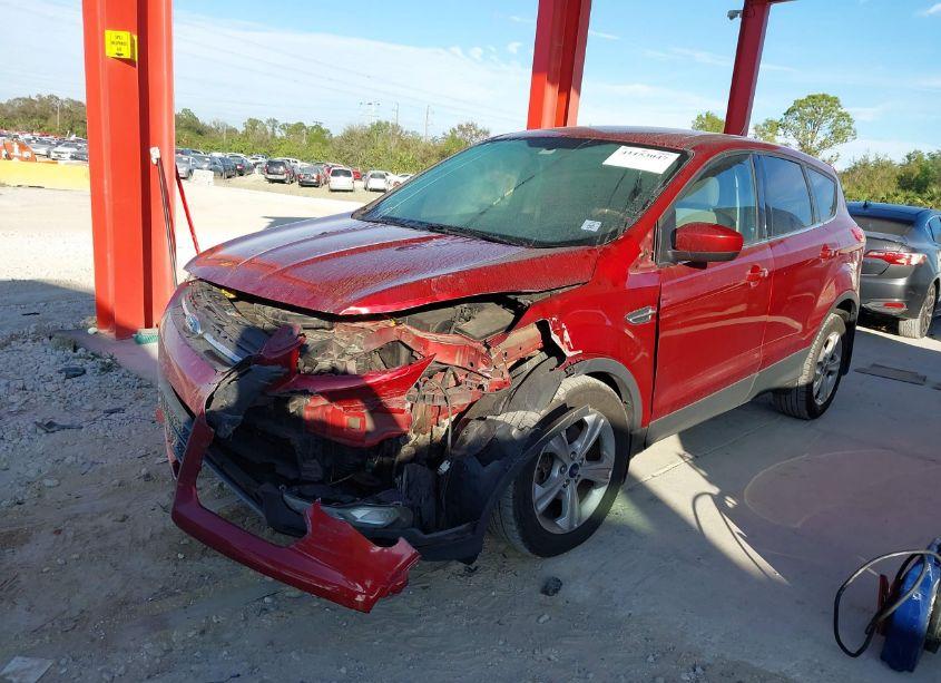 Photo 2 of 2014 Ford Escape SE (VIN 1FMCU9GX2EUB46789)