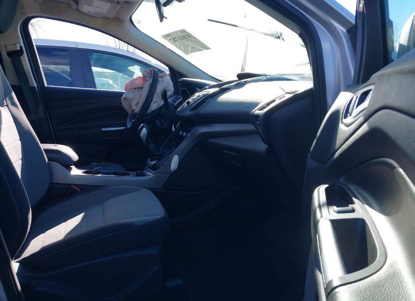 Photo 5 of 2014 Ford Escape SE (VIN 1FMCU9GX2EUC82923)