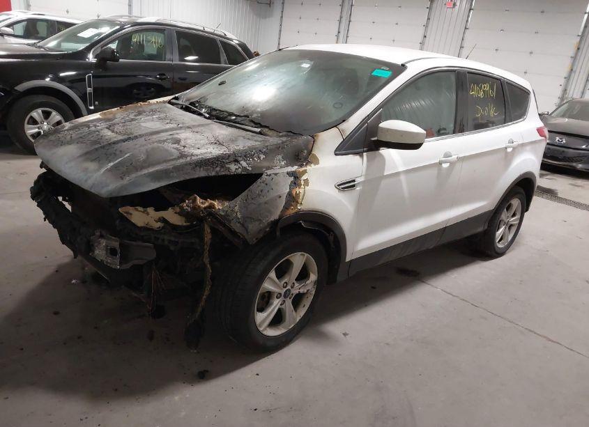 Photo 2 of 2014 Ford Escape SE (VIN 1FMCU9GX2EUC86339)