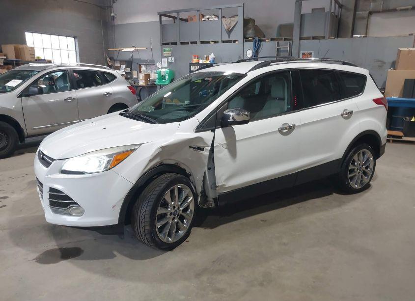 Photo 2 of 2014 Ford Escape SE (VIN 1FMCU9GX2EUC96918)