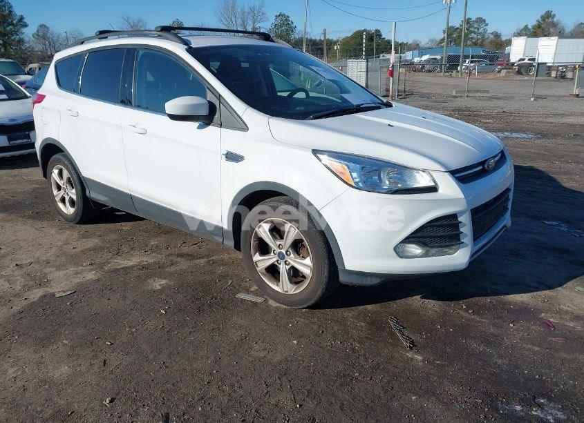 2014 Ford Escape SE (VIN 1FMCU9GX2EUD00546) main photo