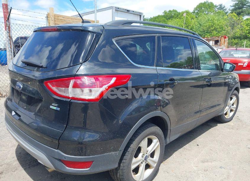 Photo 4 of 2014 Ford Escape SE (VIN 1FMCU9GX2EUD28671)