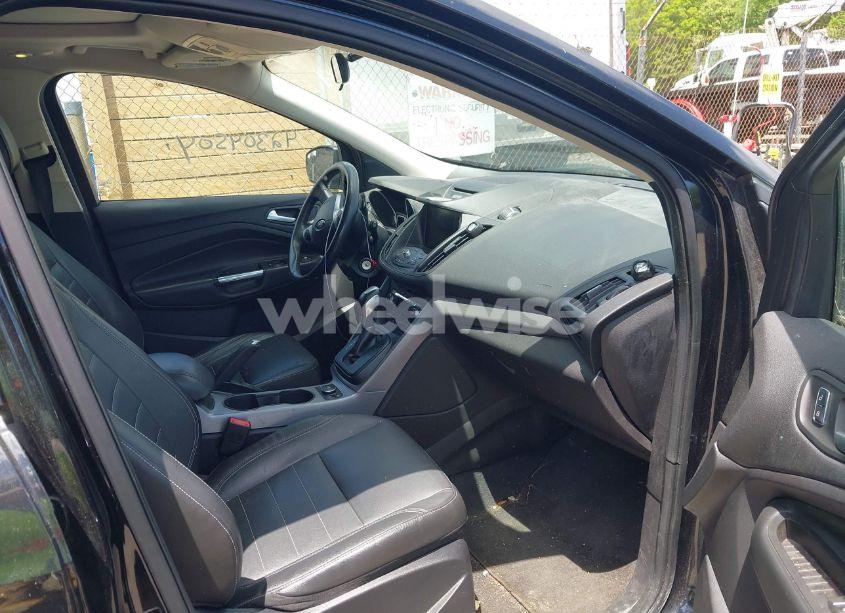 Photo 5 of 2014 Ford Escape SE (VIN 1FMCU9GX2EUD28671)