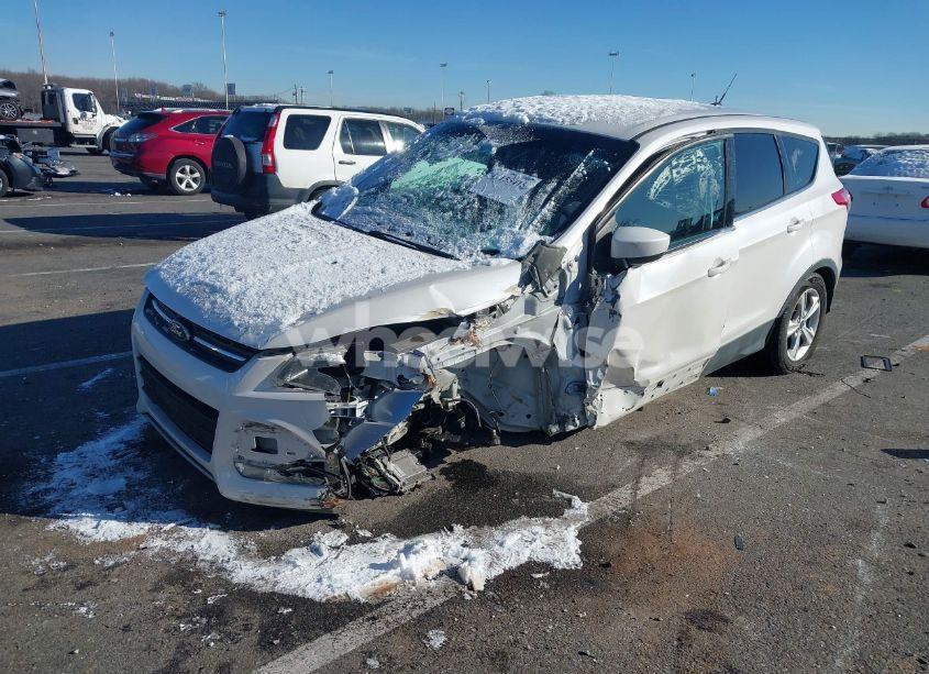 Photo 2 of 2014 Ford Escape SE (VIN 1FMCU9GX2EUD48211)