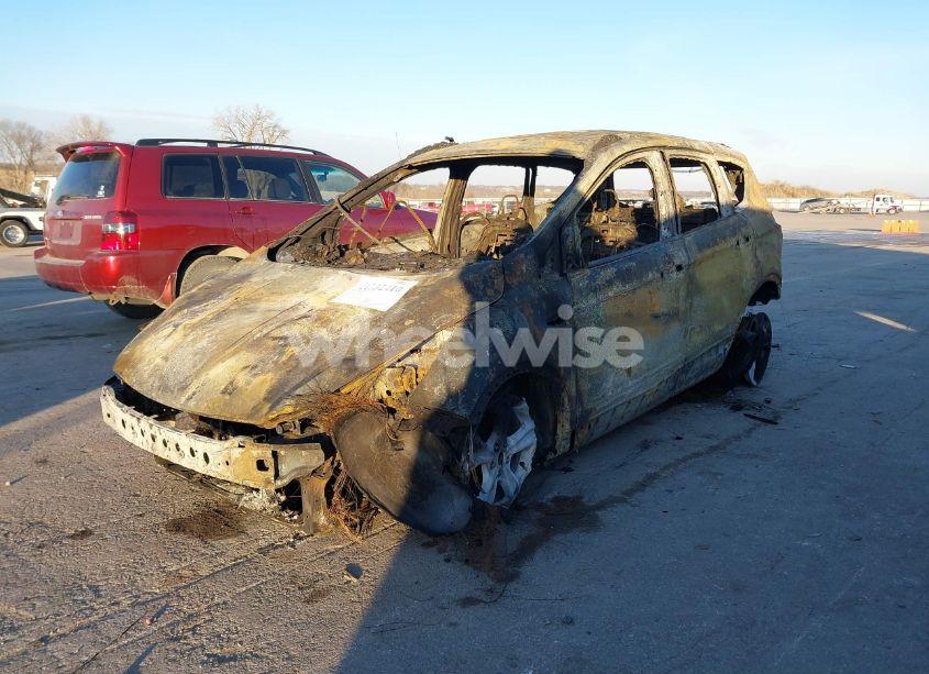 Photo 2 of 2014 Ford Escape SE (VIN 1FMCU9GX2EUE35865)