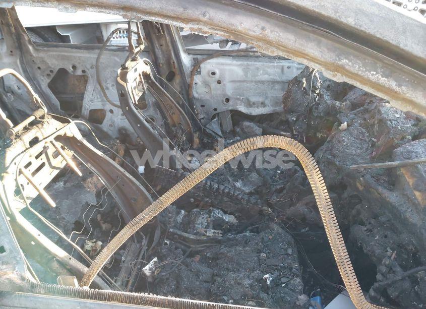 Photo 5 of 2014 Ford Escape SE (VIN 1FMCU9GX2EUE35865)