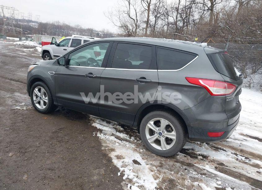 Photo 3 of 2015 Ford Escape SE (VIN 1FMCU9GX2FUA35788)