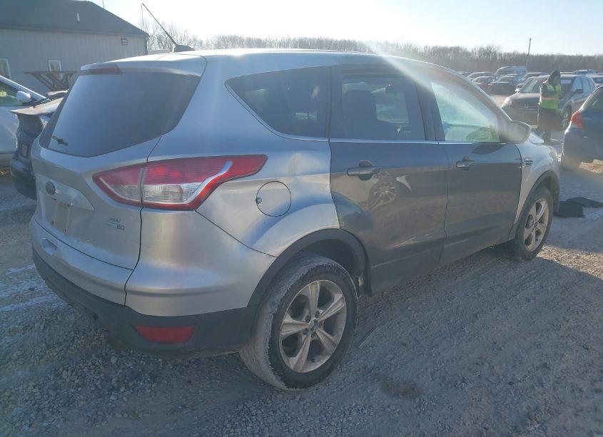 Photo 4 of 2015 Ford Escape SE (VIN 1FMCU9GX2FUA75403)