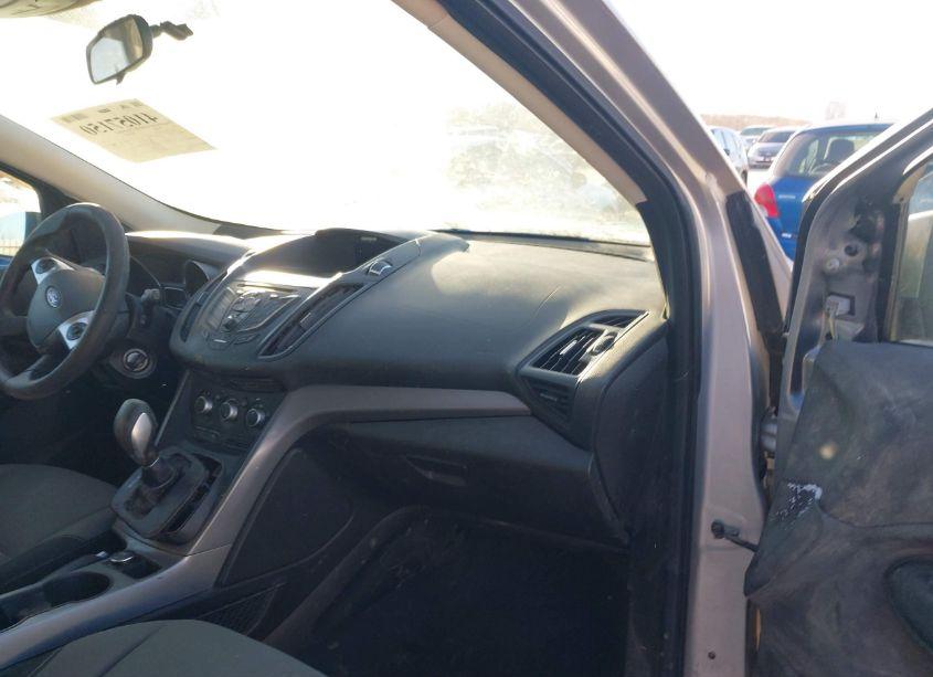 Photo 5 of 2015 Ford Escape SE (VIN 1FMCU9GX2FUA75403)