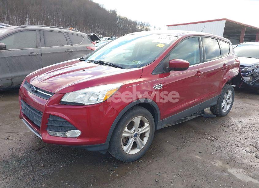 Photo 2 of 2015 Ford Escape SE (VIN 1FMCU9GX2FUA89348)