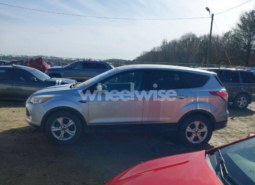 Photo 14 of 2015 Ford Escape SE (VIN 1FMCU9GX2FUA98342)