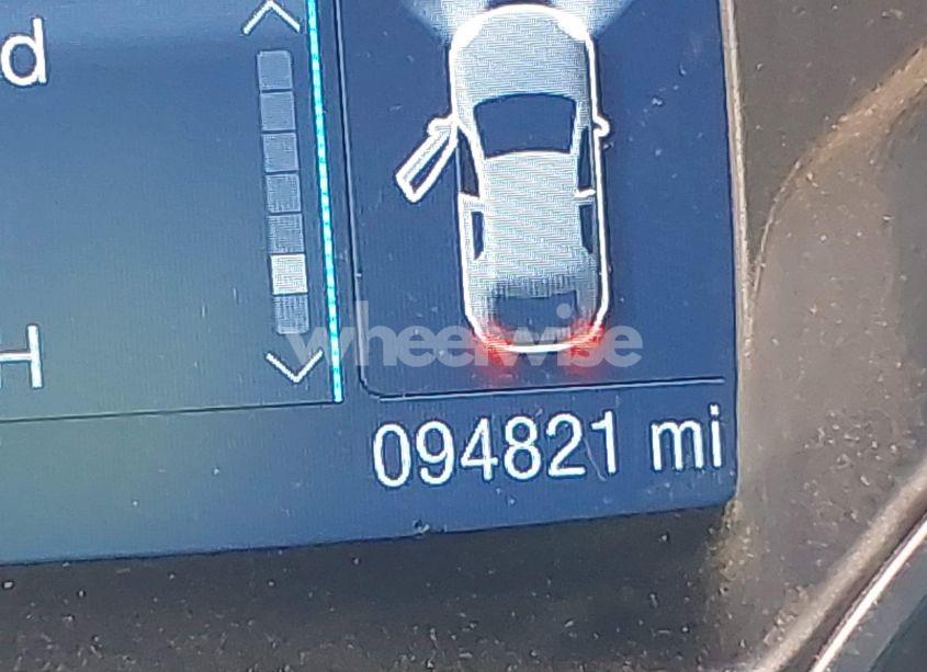 Photo 15 of 2015 Ford Escape SE (VIN 1FMCU9GX2FUA98342)