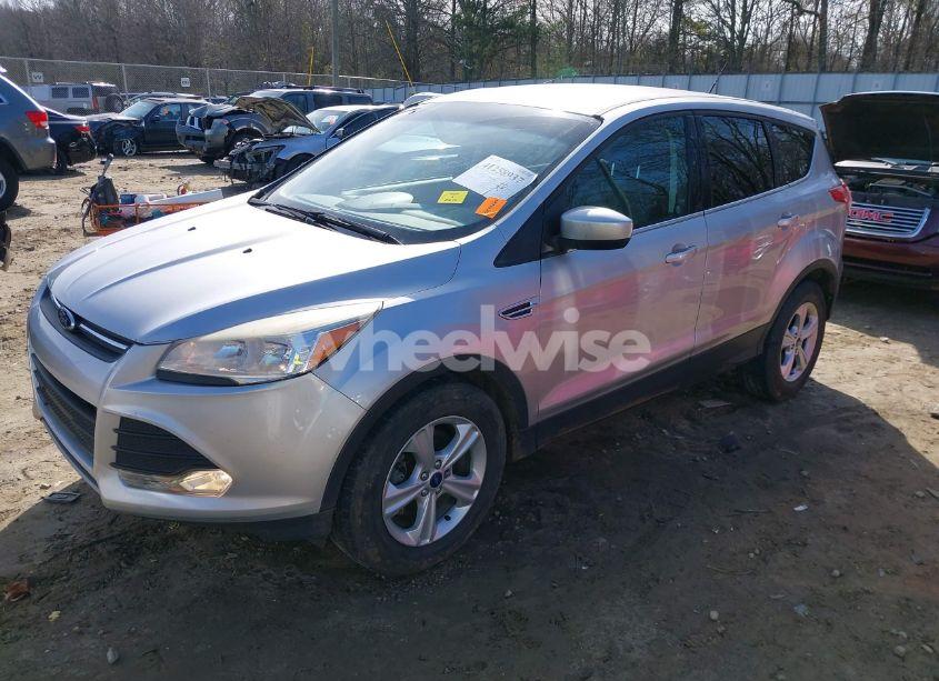 Photo 2 of 2015 Ford Escape SE (VIN 1FMCU9GX2FUA98342)